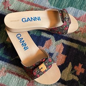 New Ganni x Dr. Scholls